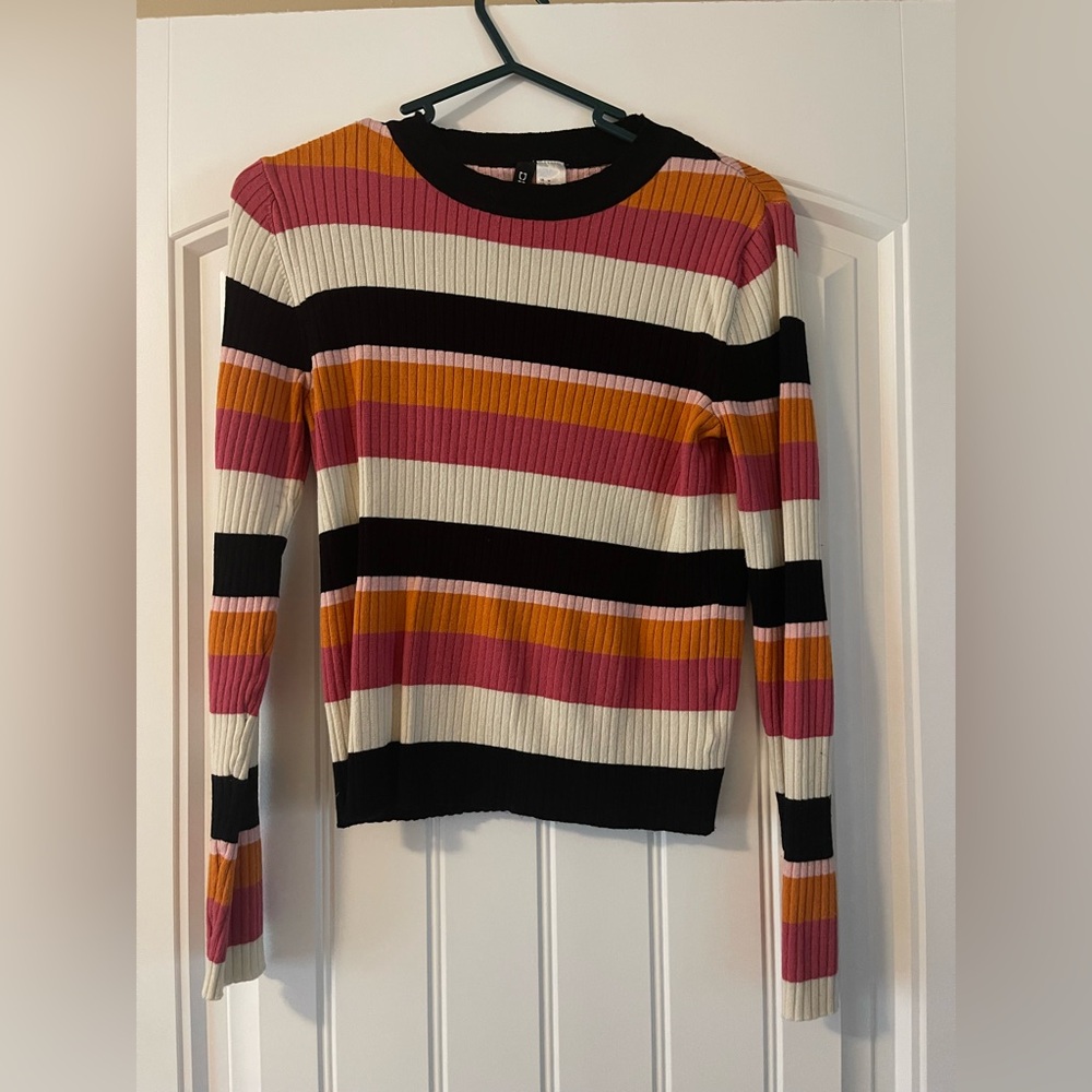 Striped Ribbed Long Sleeve Sweater size M